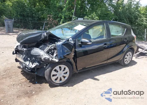 2013 Toyota Prius C Two z USA, uszkodzony, nr VIN JTDKDTB35D1543317